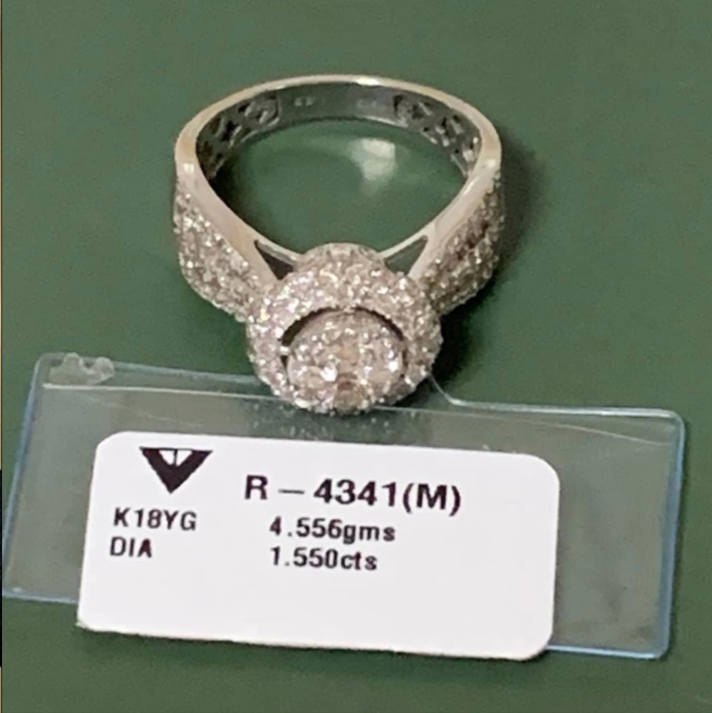 K18 Real Japan Gold w/ Diamonds Ring